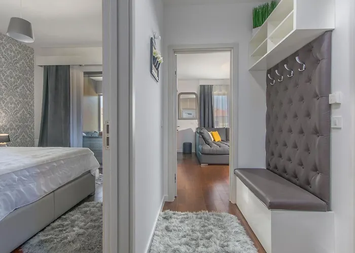 アパート Spada Premium ポレッチ